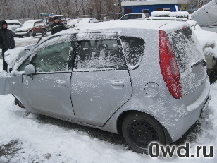 Битый автомобиль Mitsubishi Colt